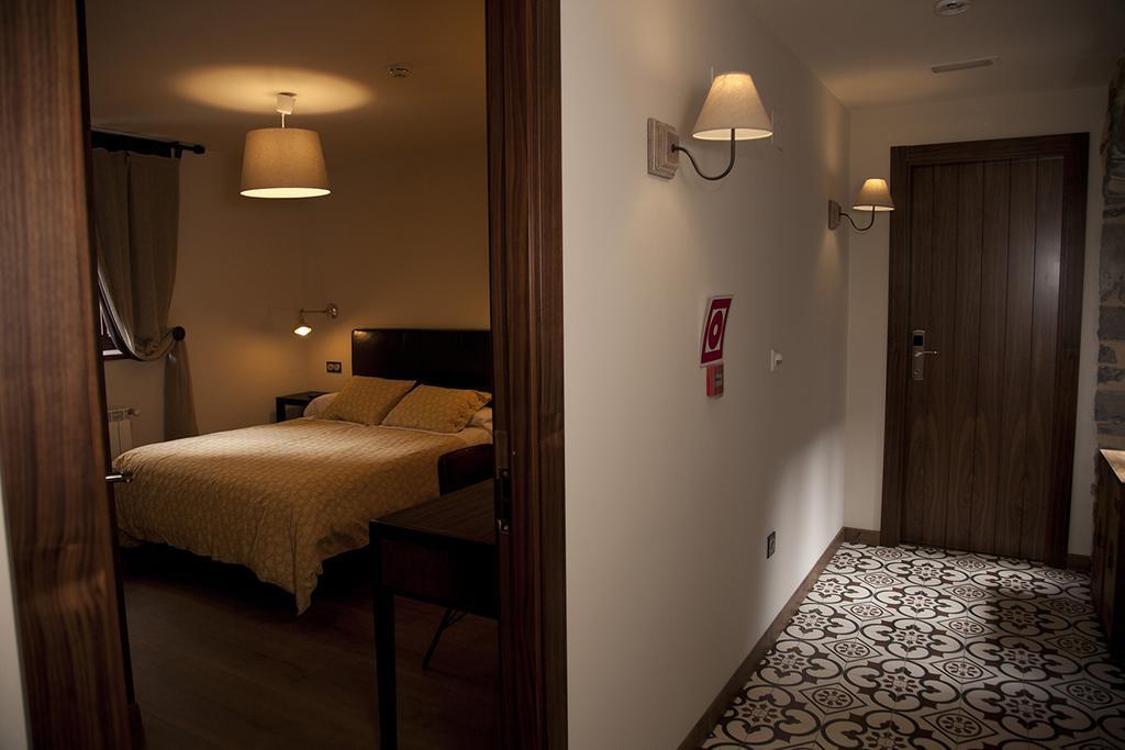 Hostel-Albergue Monte Perdido 톨라 객실 사진