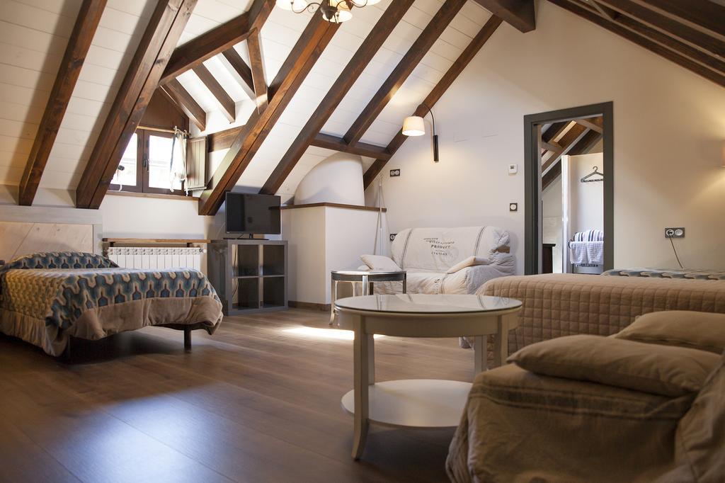 Hostel-Albergue Monte Perdido 톨라 외부 사진