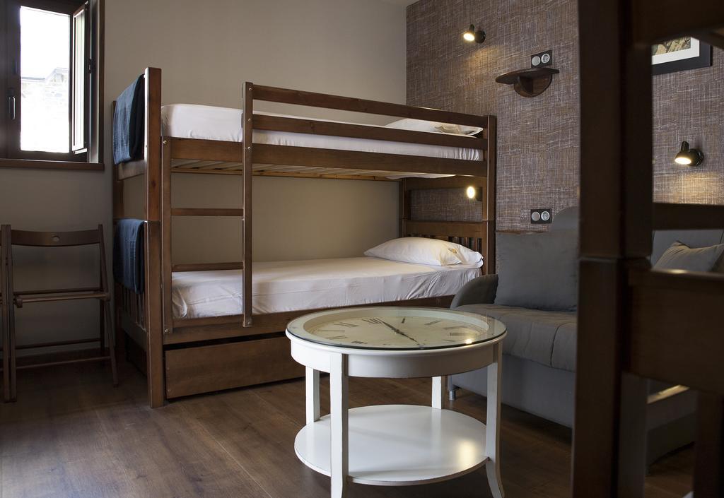 Hostel-Albergue Monte Perdido 톨라 외부 사진
