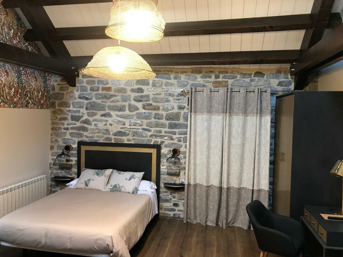 Hostel-Albergue Monte Perdido 톨라 외부 사진