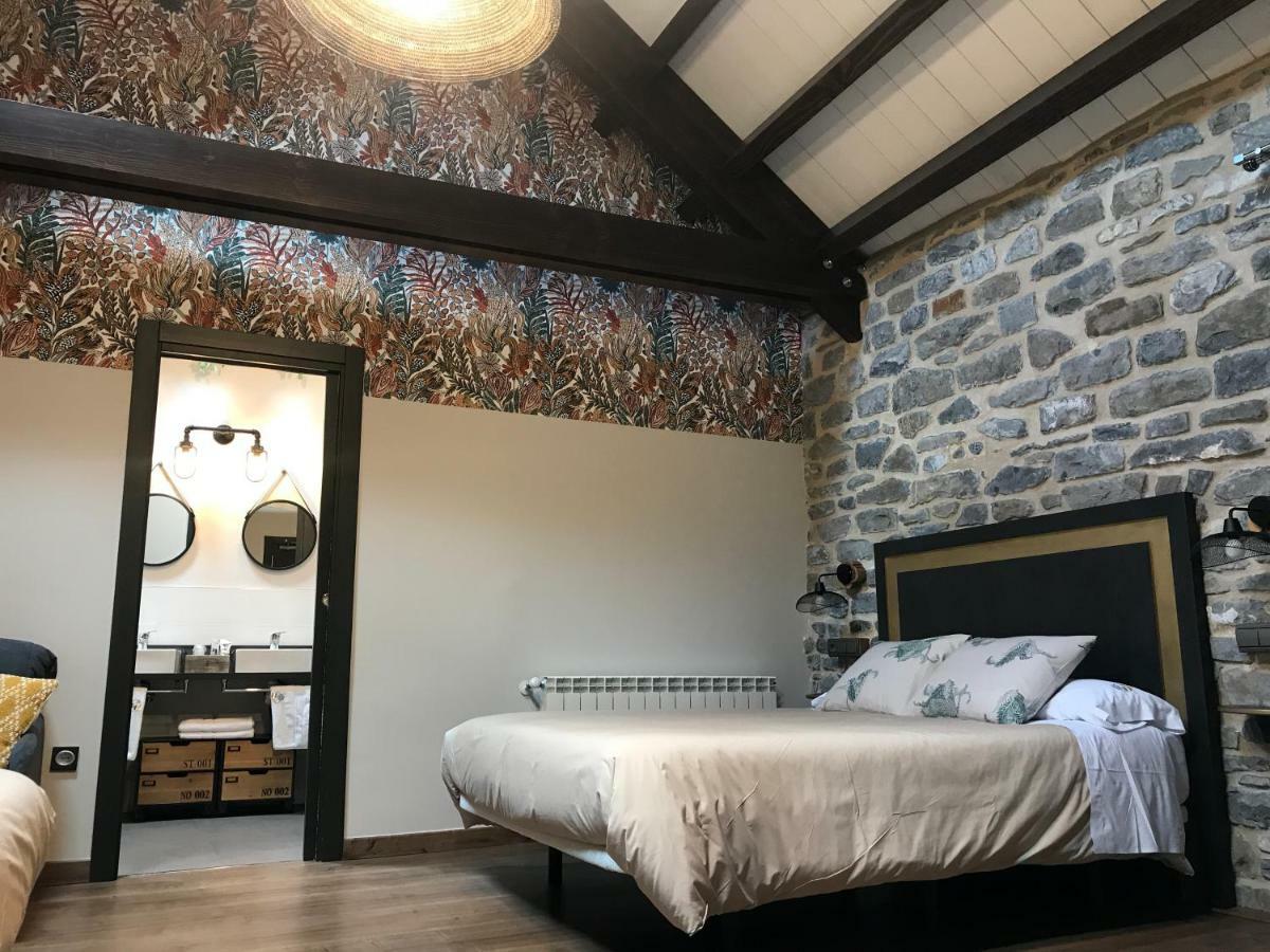 Hostel-Albergue Monte Perdido 톨라 외부 사진